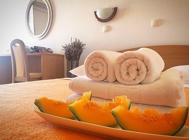 Guest House Mamut Каштела Экстерьер фото