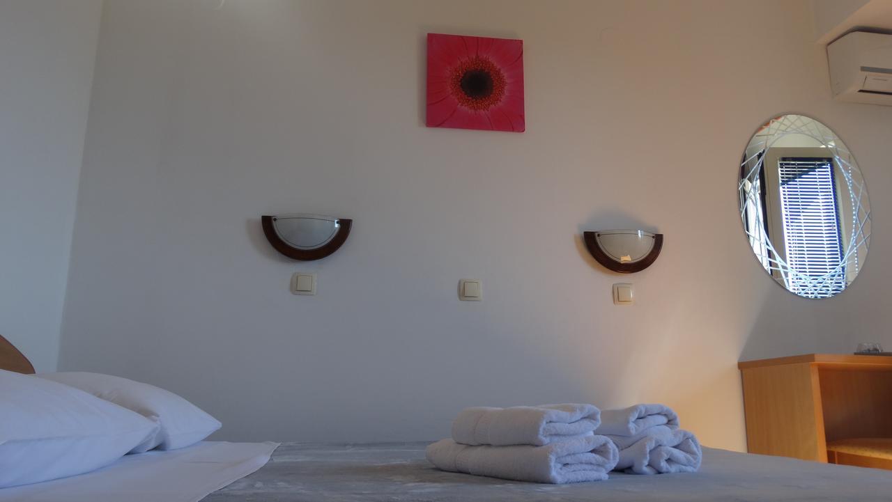 Guest House Mamut Каштела Экстерьер фото