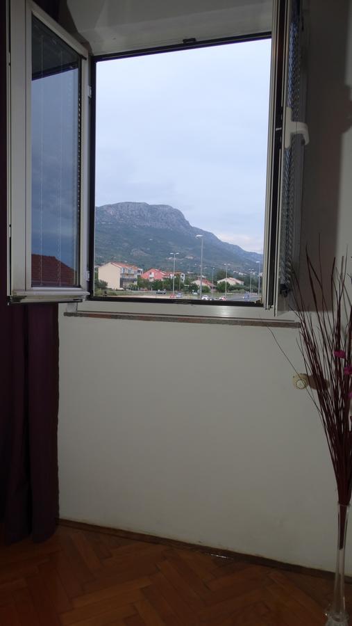Guest House Mamut Каштела Экстерьер фото